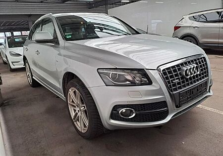 Audi Q5 2.0 TFSI tiptronic quattro -