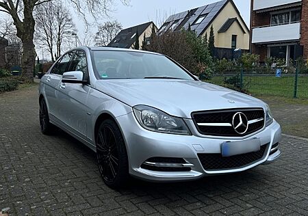 Mercedes-Benz C 200 BlueEFFICIENCY AVANTGARDE