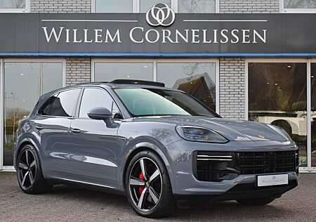 Porsche Cayenne Turbo E-Hybrid Sport Chrono PASM ACC