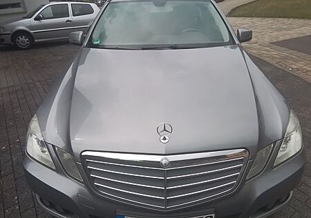 Mercedes-Benz E 220 CDI