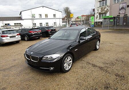 BMW 523 i Lim. 3.0 Klimaaut BiXenon Navi Leder 8xAlu