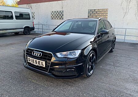 Audi A3 Sportback 2.0 TDI S-tronic S-line *Xenon*Navi