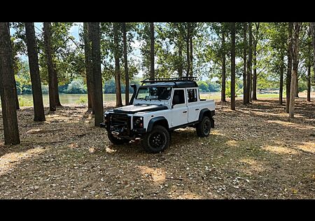 Land Rover Defender 110 Td5 Pick Up Truck