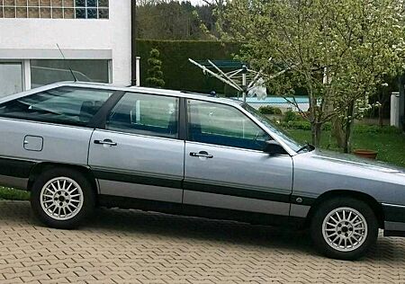 Audi 100 CS quattro avant