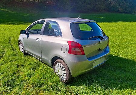 Toyota Yaris Cool 1,4-l-D-4D Cool