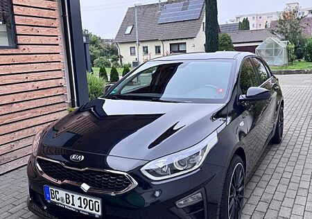 Kia Cee'd / Ceed 1.4 T-GDI Edition 7