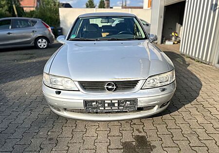 Opel Vectra 1.6 16V Selection Comfort