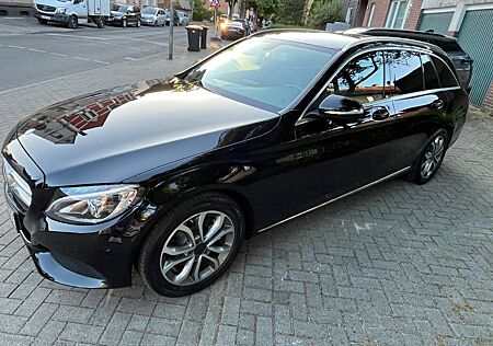 Mercedes-Benz C 220 d T AVANTGARDE Autom. RFK