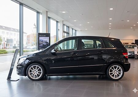 Mercedes-Benz B 160 B -Klasse AHK Alu Klima PDC Sitzheizung