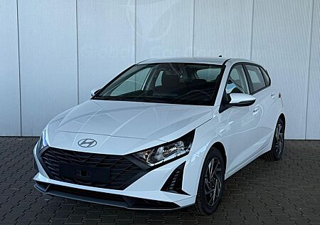 Hyundai i20 Comfort Smart 1.2 MPI / PDC + Kamera / Temp