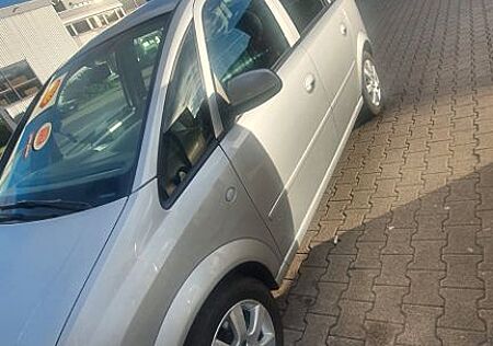 Opel Meriva 1.6 -