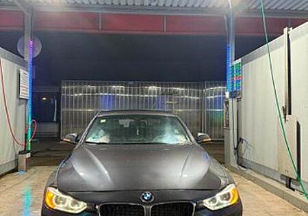 BMW 320d Sport Line