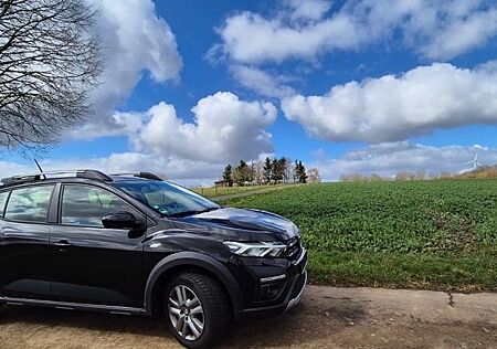 Dacia Sandero TCe 100 ECO-G Essential Essential