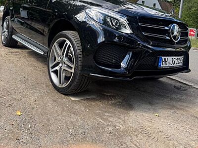 Mercedes-Benz GLE 350 d 4MATIC - mit großer Ausstattung