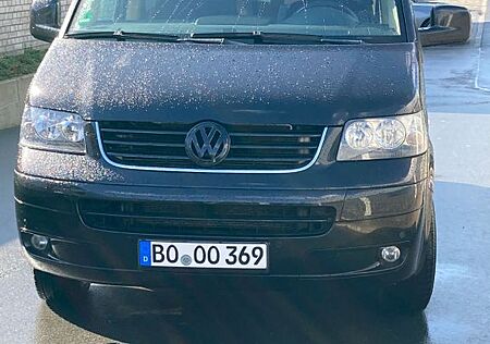 VW T5 Multivan Volkswagen "HIGHLINE" 2,5 TDI gepfegt