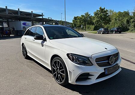 Mercedes-Benz C 400 4MATIC T Autom. -
