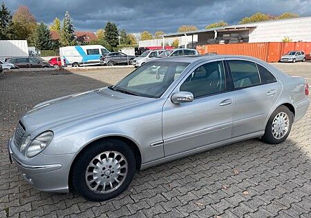 Mercedes-Benz E 320 ELEGANCE Elegance