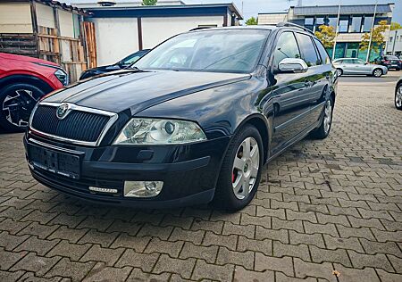 Skoda Octavia Combi Elegance XENON-NAVI-VOLLAUSST.