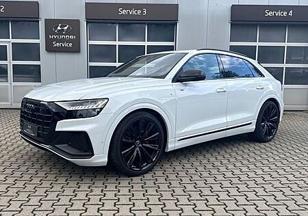 Audi Q8 50 TDI quattro competition+ 23" Carbon/B&O