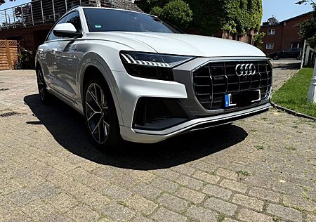 Audi Q8 50 TDI Quattro tiptronic - VOLLAUSSTATTUNG