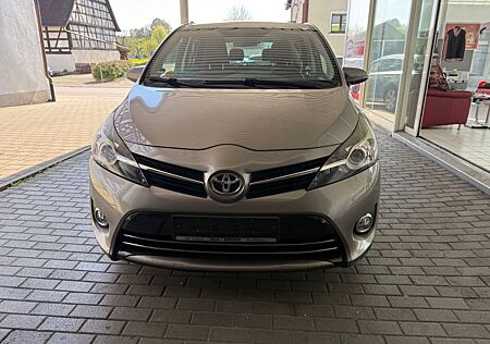 Toyota Verso SkyView Edition