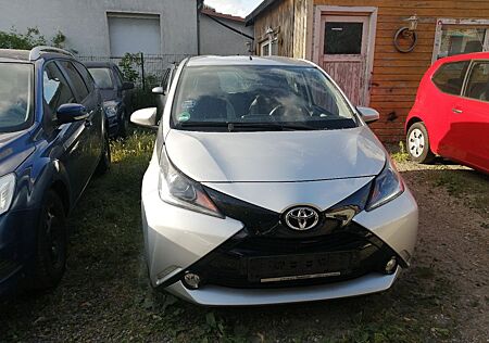 Toyota Aygo (X) Aygo -play touch, X-Business Paket TÜV NEU