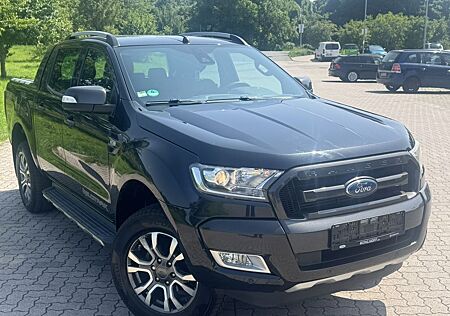 Ford Ranger Wildtrak Doppelkabine 4x4 / Abstandstemp/
