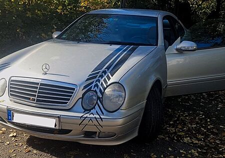 Mercedes-Benz CLK 200 KOMPRESSOR AVANTGARDE Avantgarde