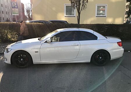 BMW 325i Cabrio -