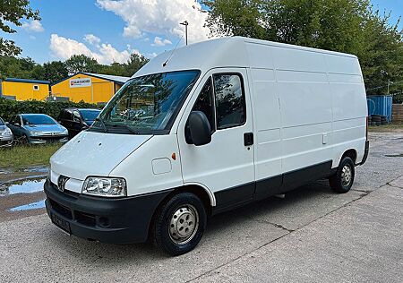 Peugeot Boxer 2.8 TD mit Bett