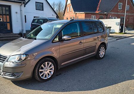 VW Touran Volkswagen 1.4 TSI DSG Freestyle