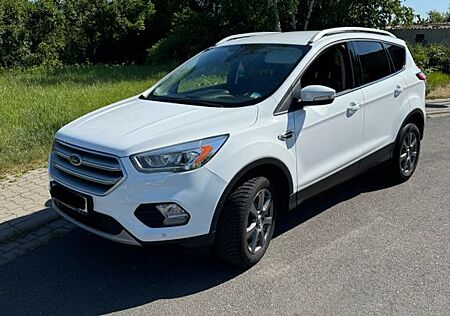 Ford Kuga 1,5 EcoBoost 2x4 88kW SYNC Edition SYNC...