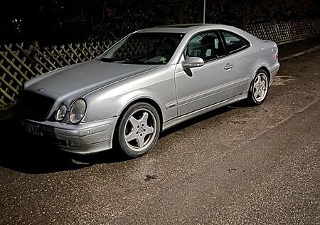 Mercedes-Benz CLK 320 AVANTGARDE Avantgarde