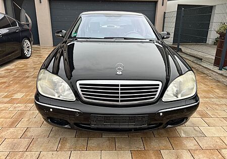 Mercedes-Benz S 320 -