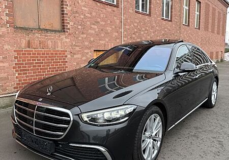 Mercedes-Benz S 400 S d 4Matic/Pano /Burmester/ 1Hand /Head up