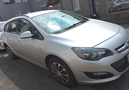 Opel Astra Sp. T. 1.6 CDTI eco Exklusiv 81 S/S 97...