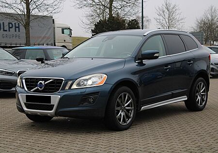Volvo XC 60 XC60 D5 Momentum Navi AHK Allrad Automatik