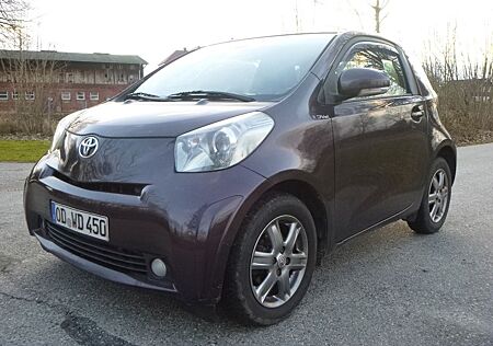 Toyota iQ +
