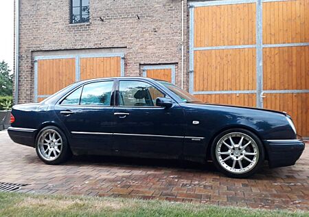 Mercedes-Benz E 430 AVANTGARDE Avantgarde