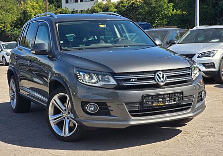 VW Tiguan Volkswagen Sport R Line 4Motion Panorama*Leder*