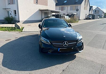 Mercedes-Benz C 200 4MATIC Autom./AMG-Line/Night/Pano/Kam