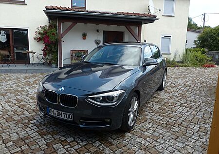 BMW 120d Sport Line Sport Line