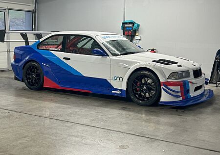BMW M3 E36 Coupe S50B32 Floßmann GTR Rennwagen