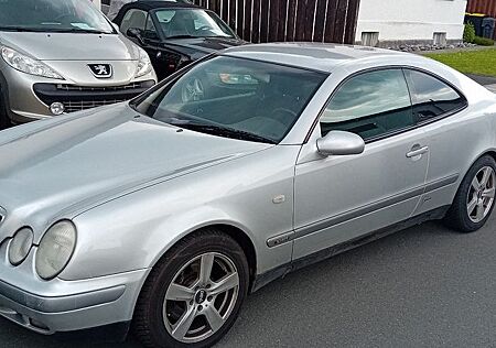 Mercedes-Benz CLK 320 Elegance