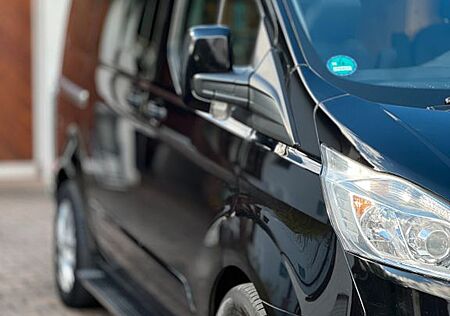 Ford Tourneo Custom Camper/8-Sitzer Titanium