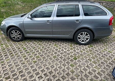 Skoda Octavia 2.0 TDI Elegance Combi Elegance