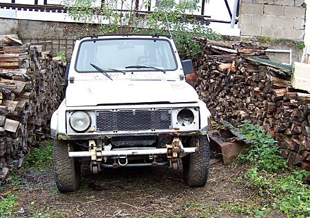 Suzuki SJ Samurai Deluxe Cabrio Deluxe + Blechneuteile