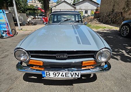 Triumph TR6