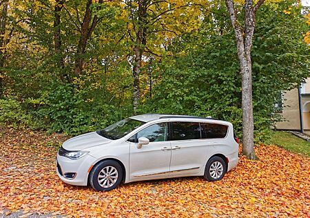 Chrysler Pacifica gebraucht kaufen Chrysler Pacifica Touring L