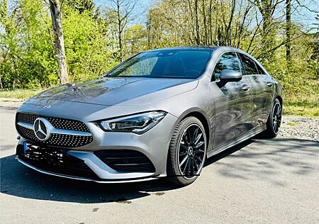 Mercedes-Benz CLA 220 AMG